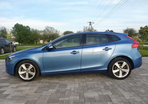 Volvo V40 cena 38900 przebieg: 171000, rok produkcji 2015 z Strzelce Opolskie małe 781